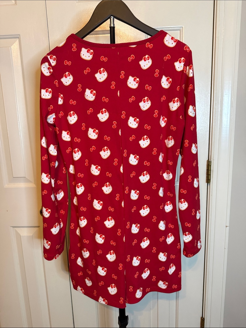 Aeropostale Hello Kitty and Friends pajama romper - Picture 3 of 7